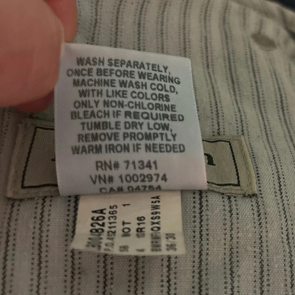 L. L. Bean Mens Standard Fit Dark Wash 5 Pocket‎ Jeans size 36x30 100% Cotton - Picture 9 of 10